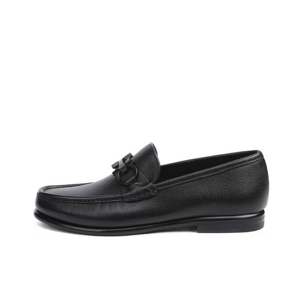 Salvatore Ferragamo 型号：02A879  0688525